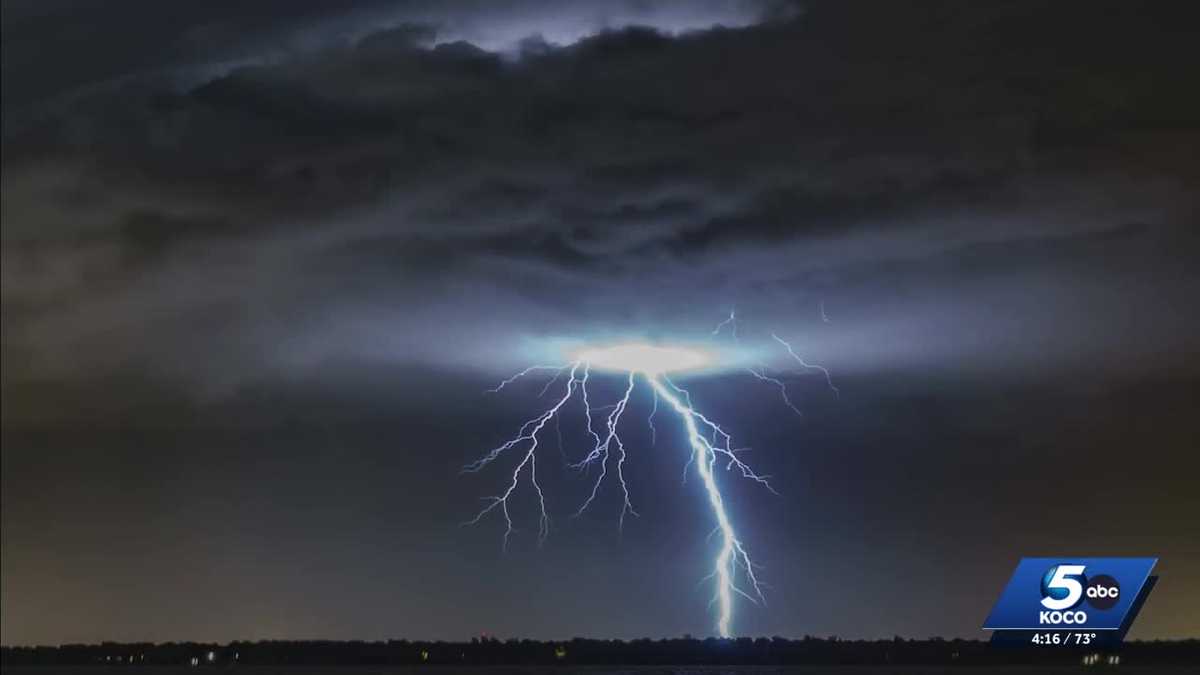 Oklahoma surpasses Florida to become lightning capital of US in 2025