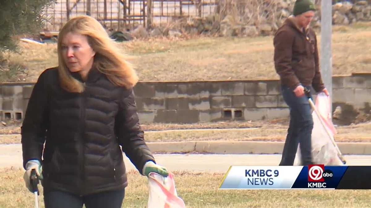 Volunteers are cleaning up Kansas City, one trash bag at a time