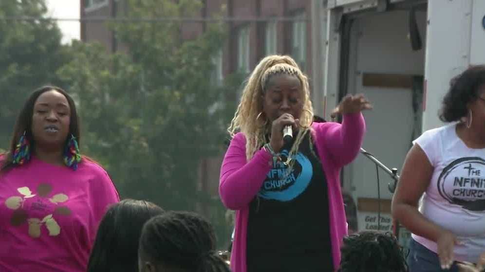 Milwaukee's Bronzeville Week celebrates African American culture with arts and food festival