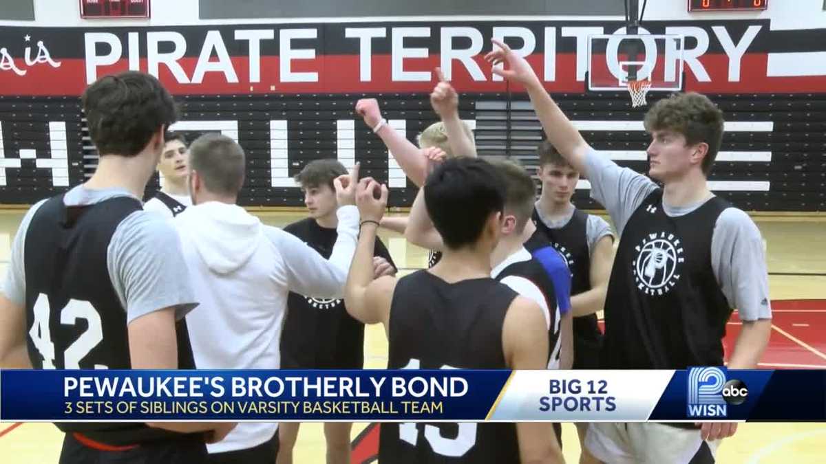 Pewaukee Pirates have rare brotherly bond