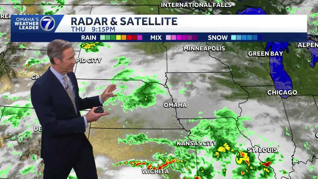 Showers mostly staying away from Omaha into the weekend
