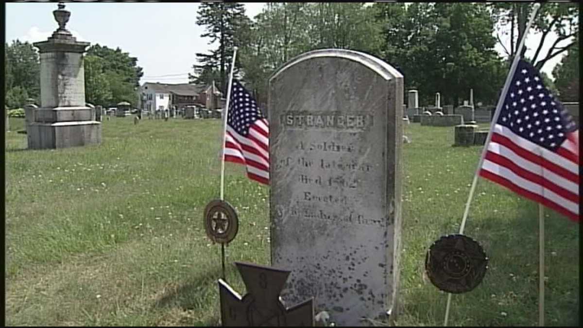 Confederate flag removed from grave of unknown soldier