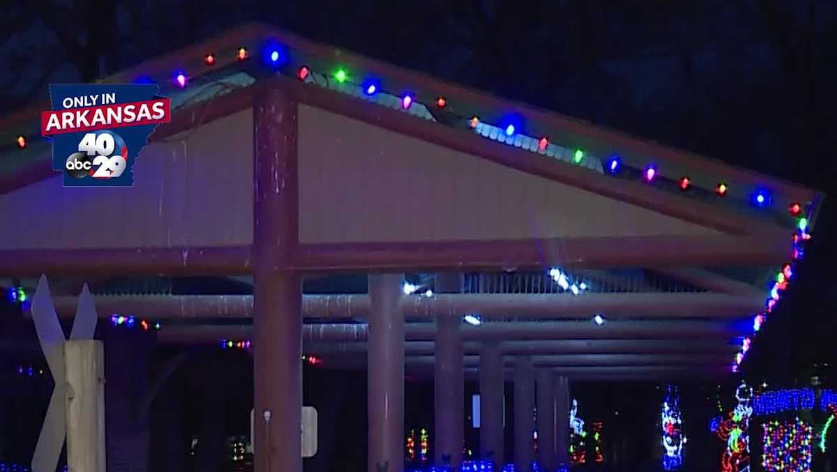 VIDEO Holiday lights at Creekmore Park