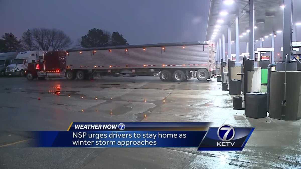 Drivers brace for approaching winter storm