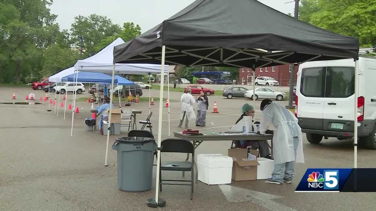 Scott plans to ease restrictions on travel, expand restaurant dining