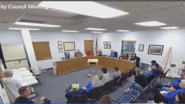 Fourth Baxter city official resigns during fiery city council meeting - Vimarsana News