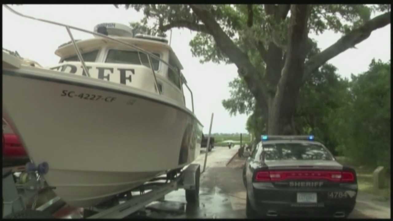 8 Rescued In South Carolina Boating Accident