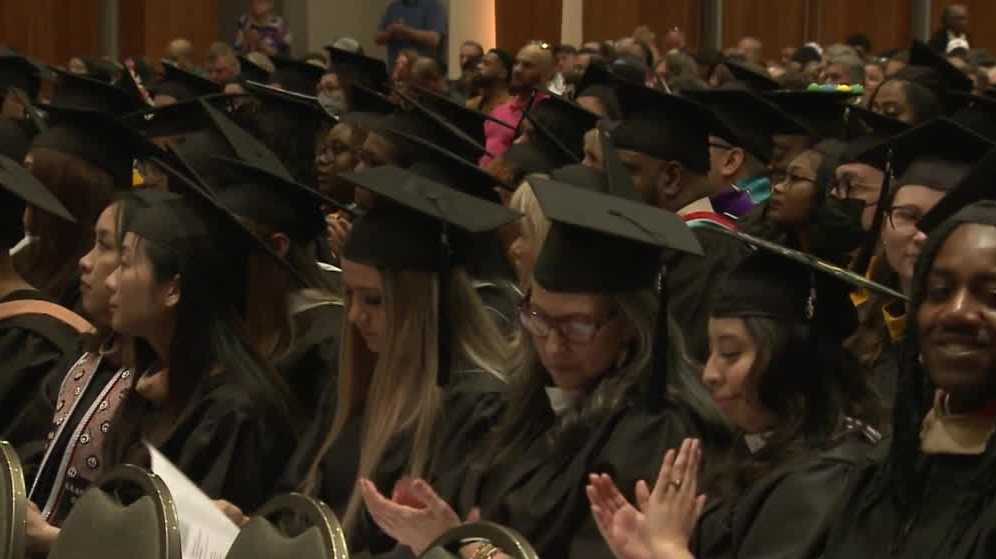 Cardinal Stritch University hosts final commencement ceremony before