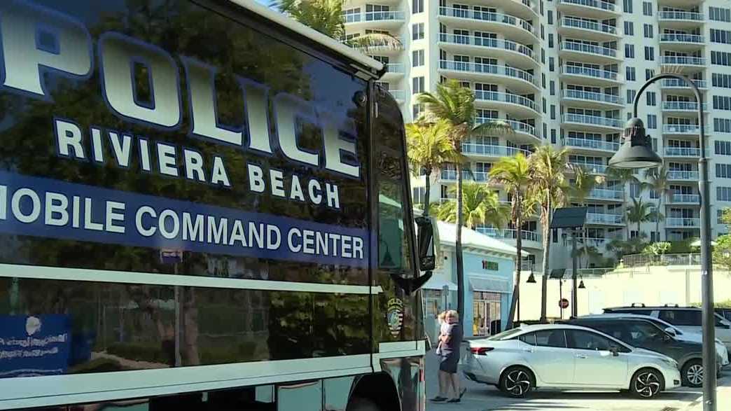 Riviera Beach recruiting police officers on Singer Island