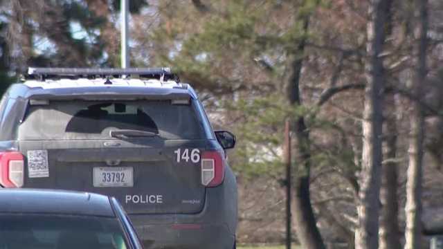 Omaha police: Man allegedly shot woman before killing himself - Vimarsana News