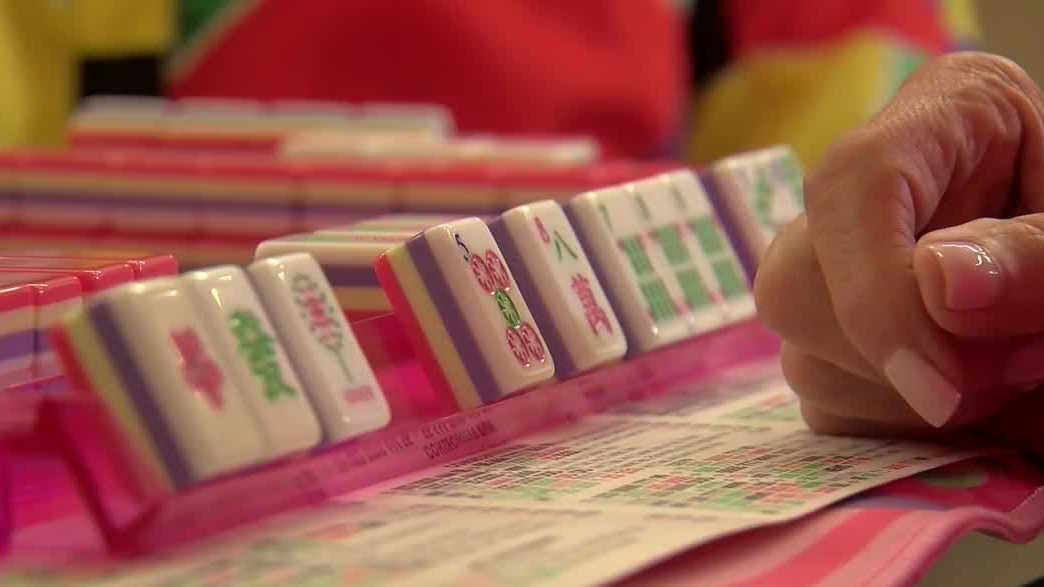 Mahjong gains popularity on Florida's Gulf Coast