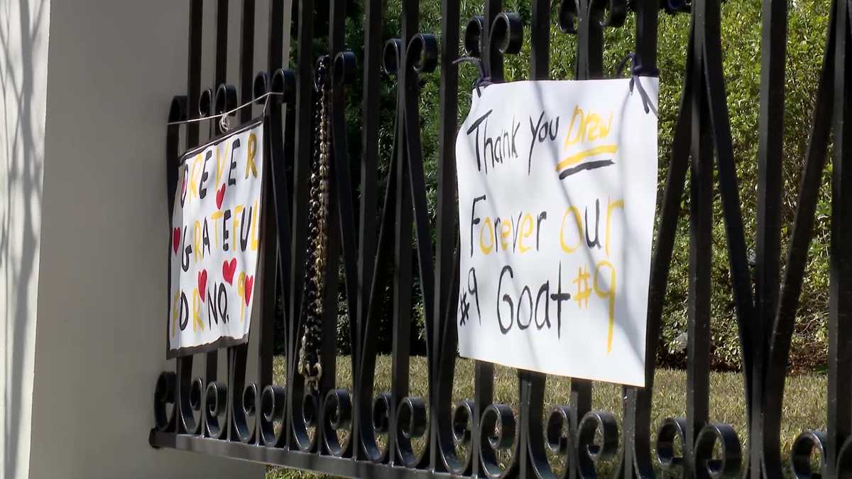 Inside Drew Brees' New Orleans Home Where Fans Left 'Thank You' Signs