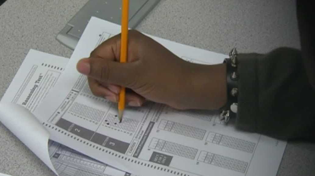 Iowa Board of Regents considering alternative to ACT, SAT for college admission