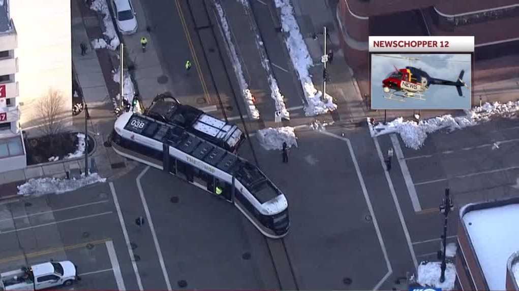 Milwaukee streetcar and garbage truck crash: Service resumes