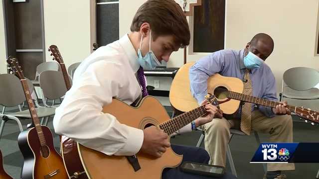 Adam Sturdivant guitar lessons to minister Birmingham's homeless - Vimarsana News