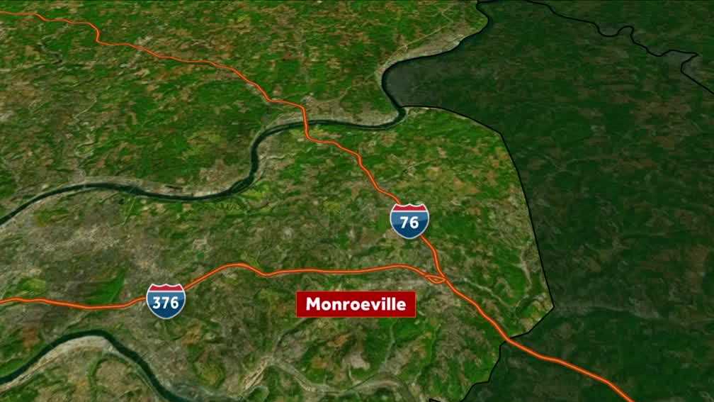 Woman killed, three other people injured in Monroeville crash