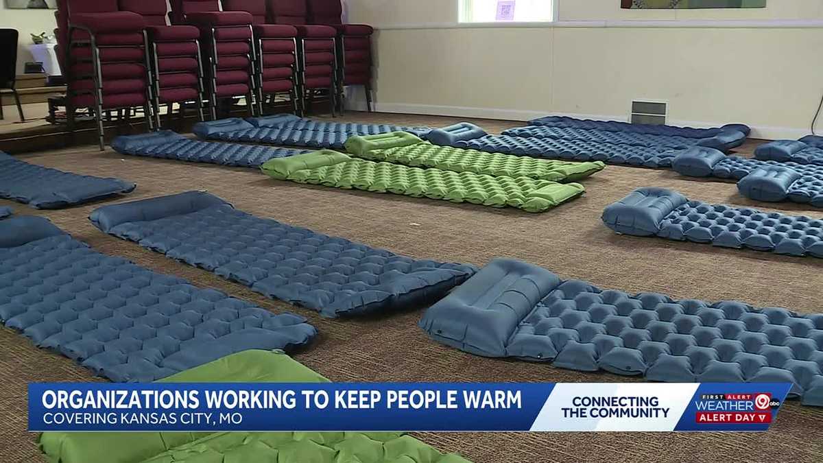 Kansas City metro organizations, churches open their doors as temperatures plunge