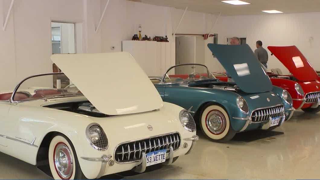 Iowa family’s antique car collection set for auction