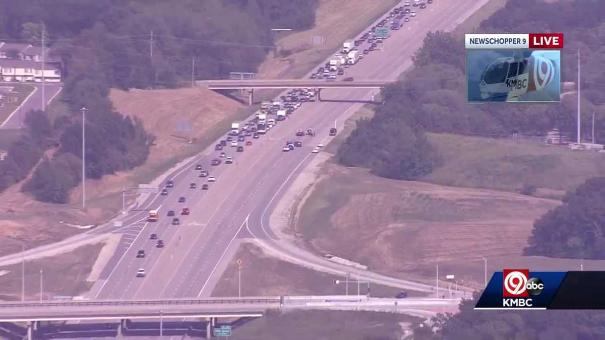 Pedestrian killed on Interstate 70 in KCK