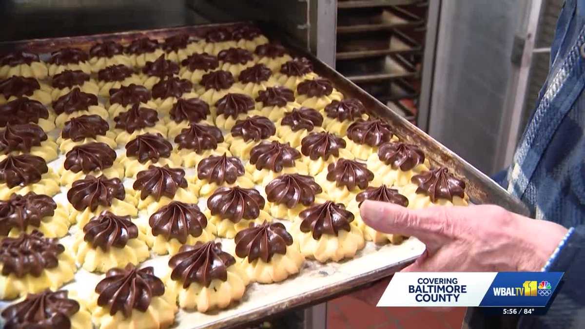 Customers say last goodbyes to Dundalk bakery closing after 103 years