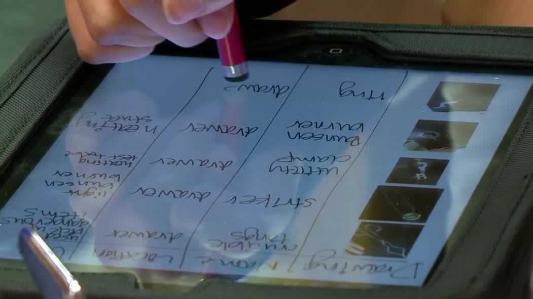 Iowa signs new law limiting classroom screen time - KCCI