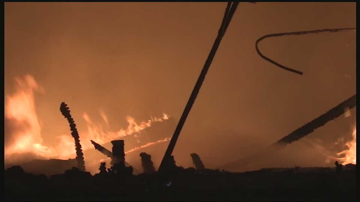 Residents recall scary night after fire destroys Anderson building