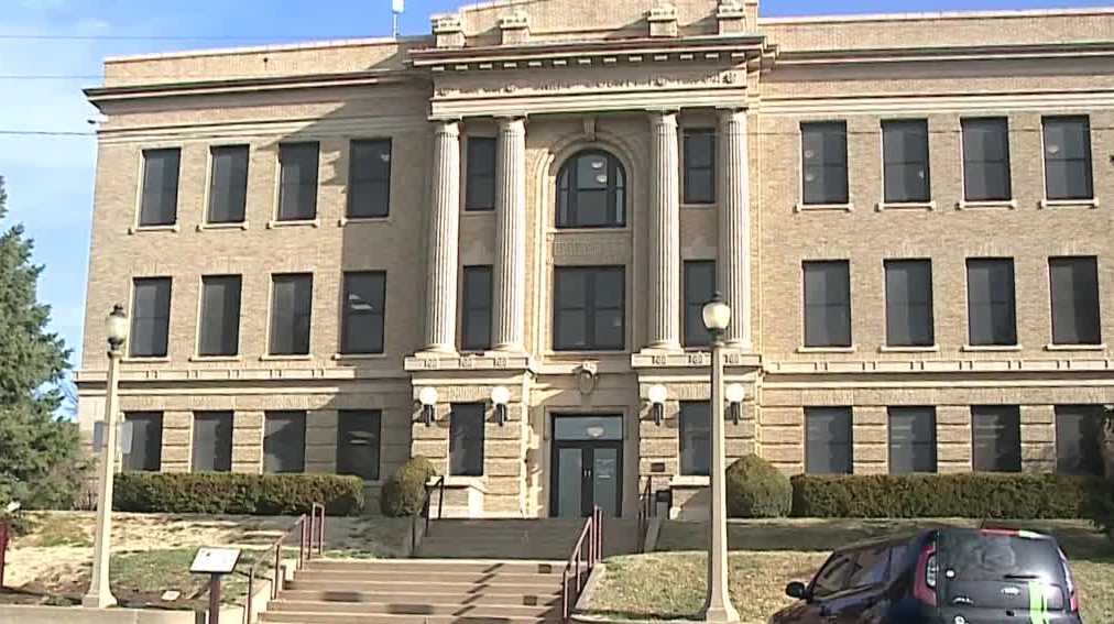 Major makeover for Papillion's 100-year-old city hall building