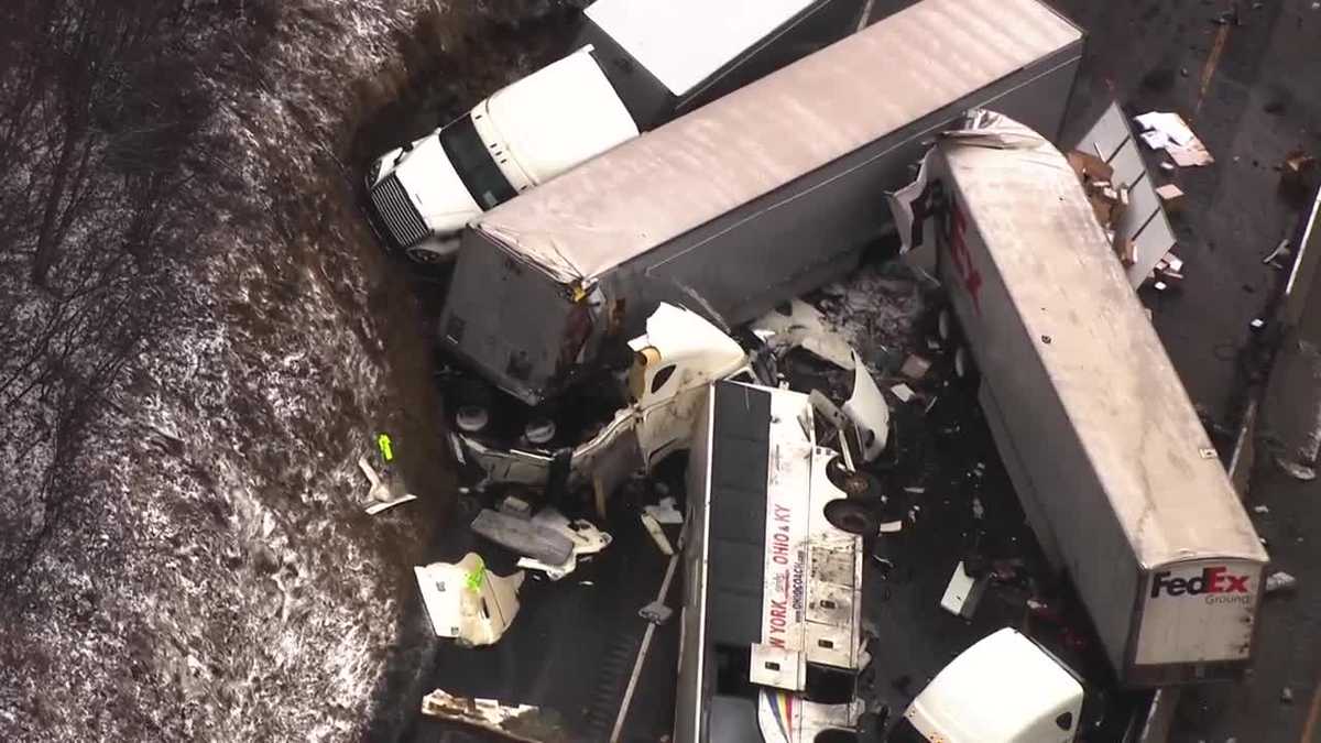 Pennsylvania Turnpike Crash 5 Dead Over 50 Hospitalized After Accident Involving Tour Bus 7064