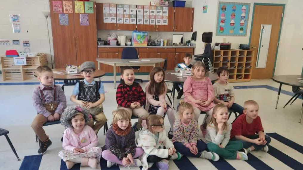 Weather Classroom: Valley View Community School in Farmington