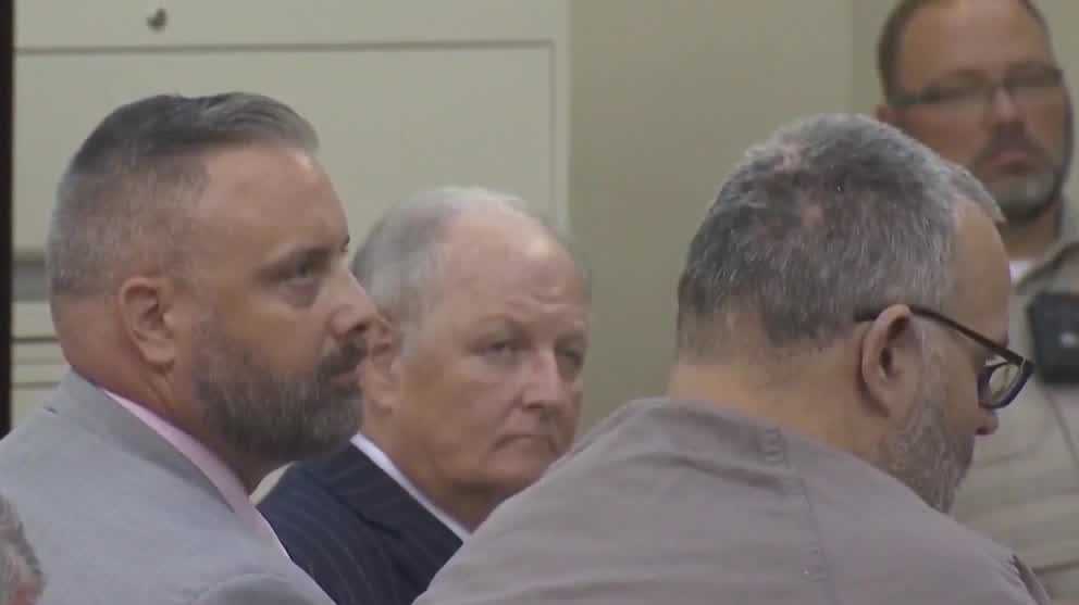 Kentucky’s Supreme Court won't remove judge from ex-sheriff's murder case