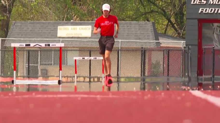 Walk this way: How an Iowa marathon runner turned into one of the fastest walkers in the country