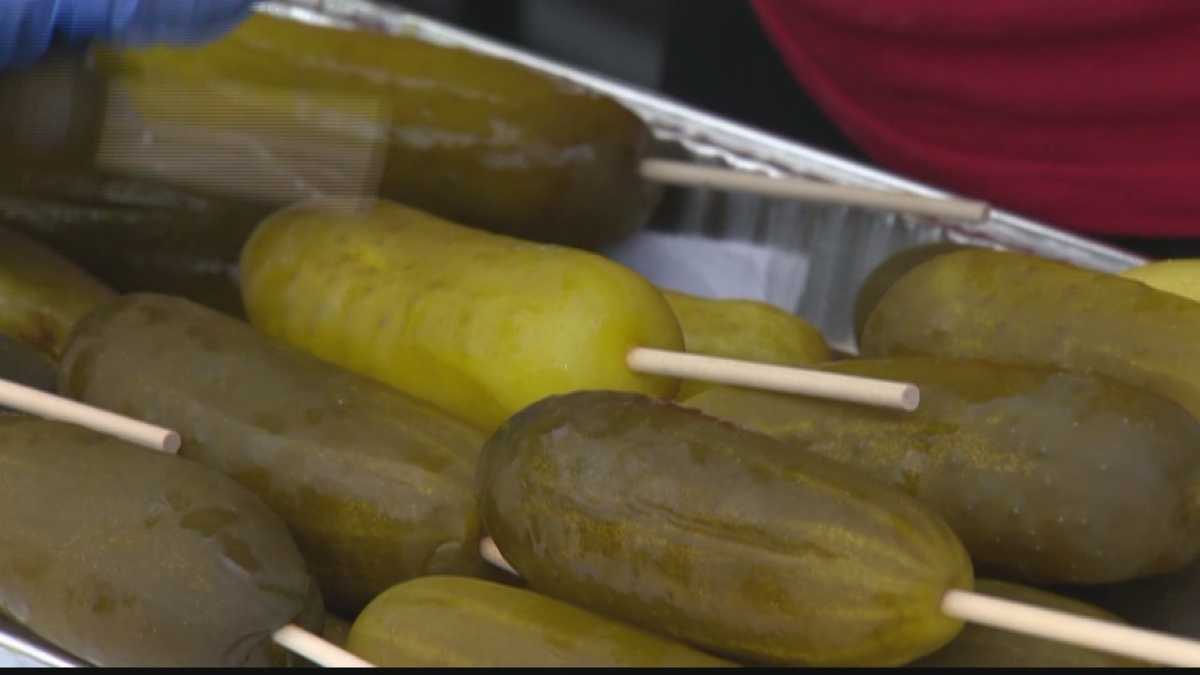 'Picklesburgh' music & food festival takes over Downtown Pittsburgh