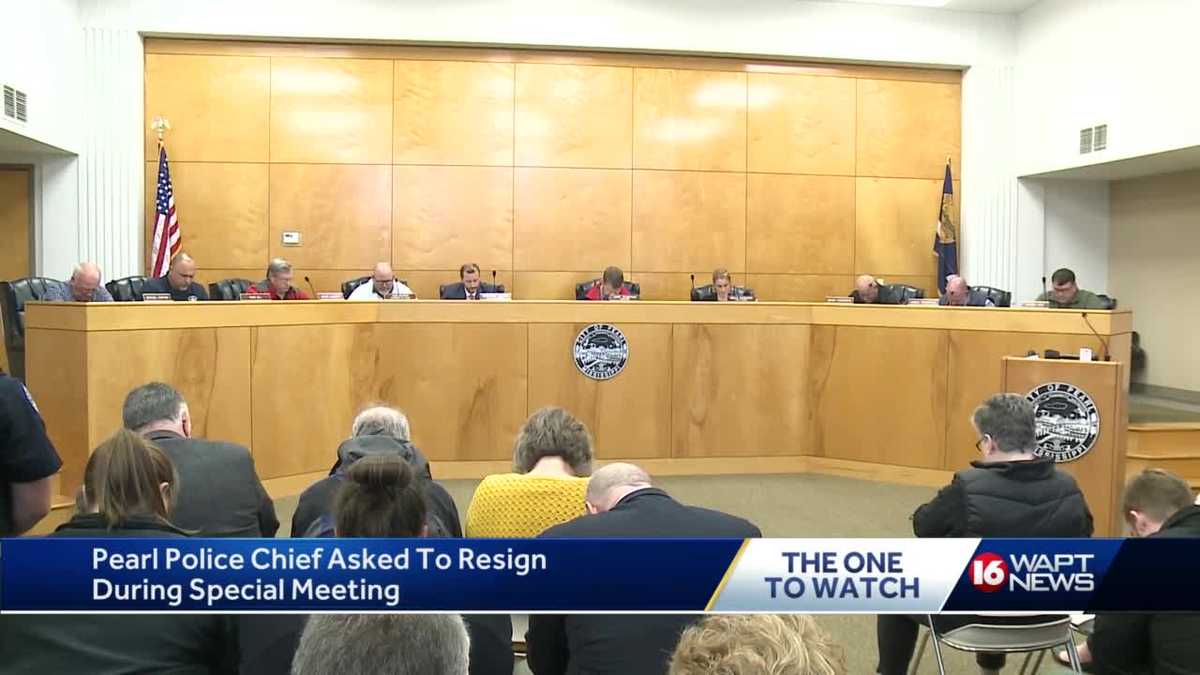 Pearl police chief keeps position after being asked to resign