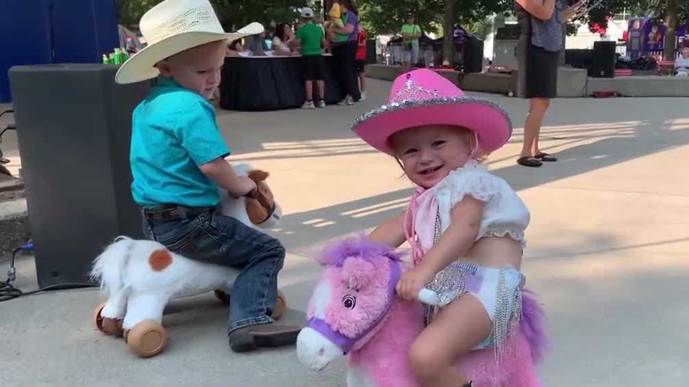 Diaper Derby, Decorated Diaper contests held at Iowa State Fair