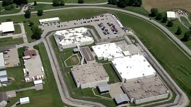 CoreCivic, Leavenworth officials host first advisory board meeting on detention center