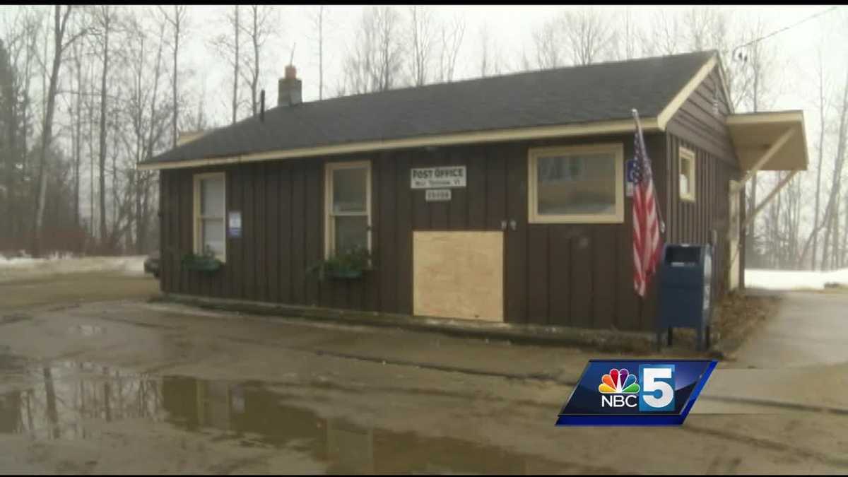 Hit and run vehicle plows into West Topsham post office