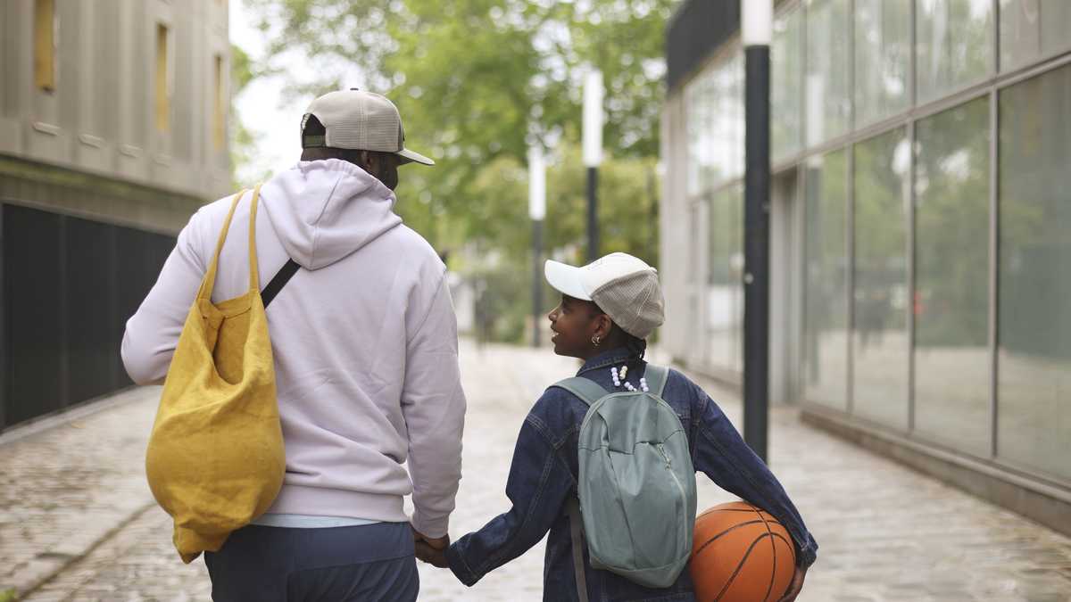 How parents can help kids manage change and anxiety