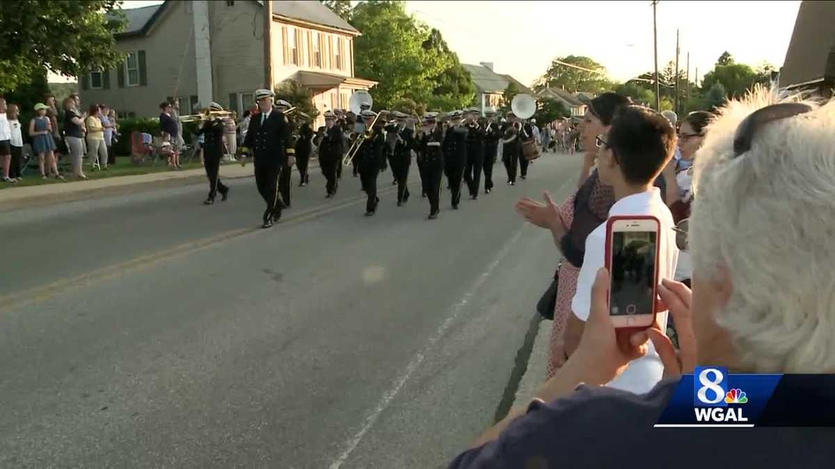 Memorial Day parade in Lancaster County stops at cemeteries to honor