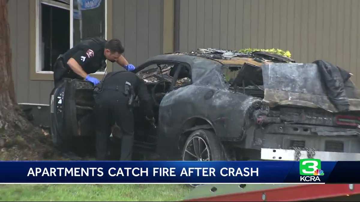 3 children hurt when car crashes into Rancho Cordova building