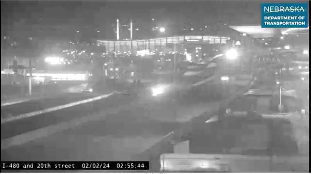 Interstate 480 temporarily closes for law enforcement activity early Friday - Vimarsana News
