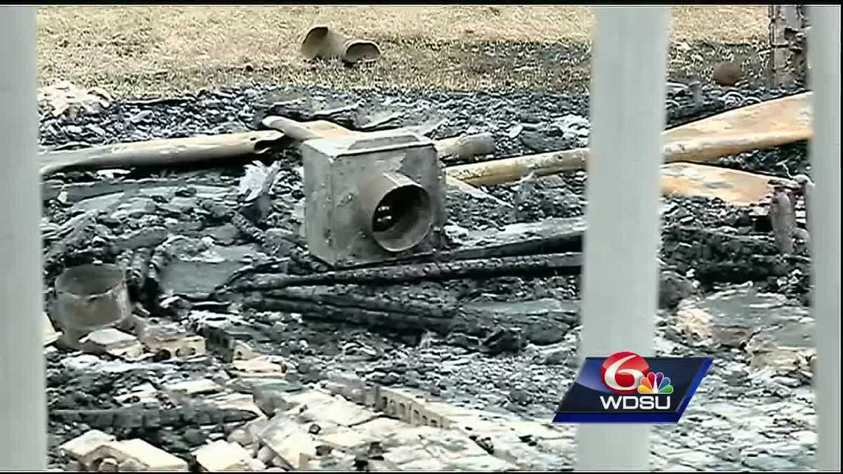 Blighted property fire causes damage to surrounding homes in New