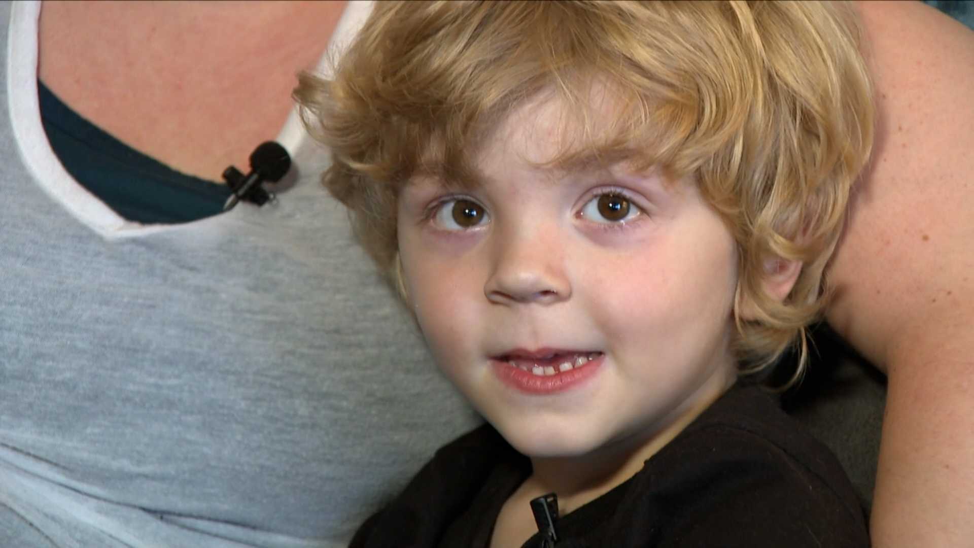 4-year-old Boy Alerts 911 That His Mom Was Having A Seizure