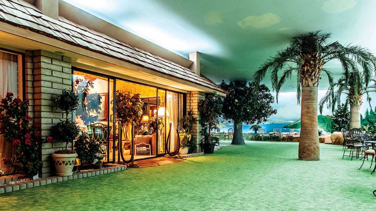 Dream House of the Week Las Vegas bomb shelter