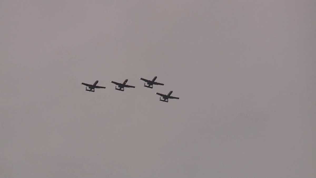 Goosebumps: A-10 Thunderbolts flyover at Arrowhead Stadium wows crowd