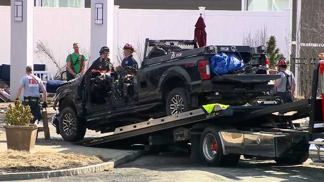Fiery crash into Mass. behavioral health center leaves man dead - Vimarsana News