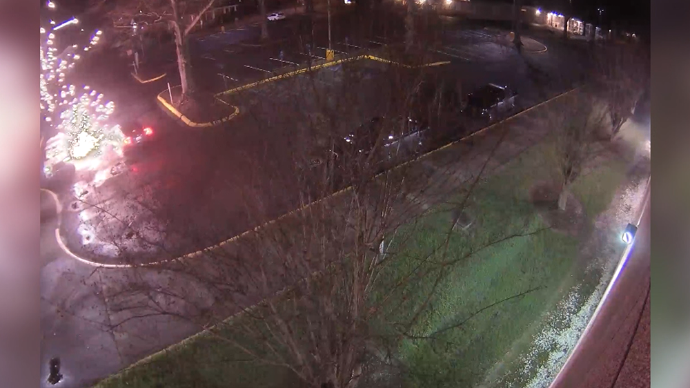 Video shows South Carolina police officer ambushed in patrol car - WJCL
