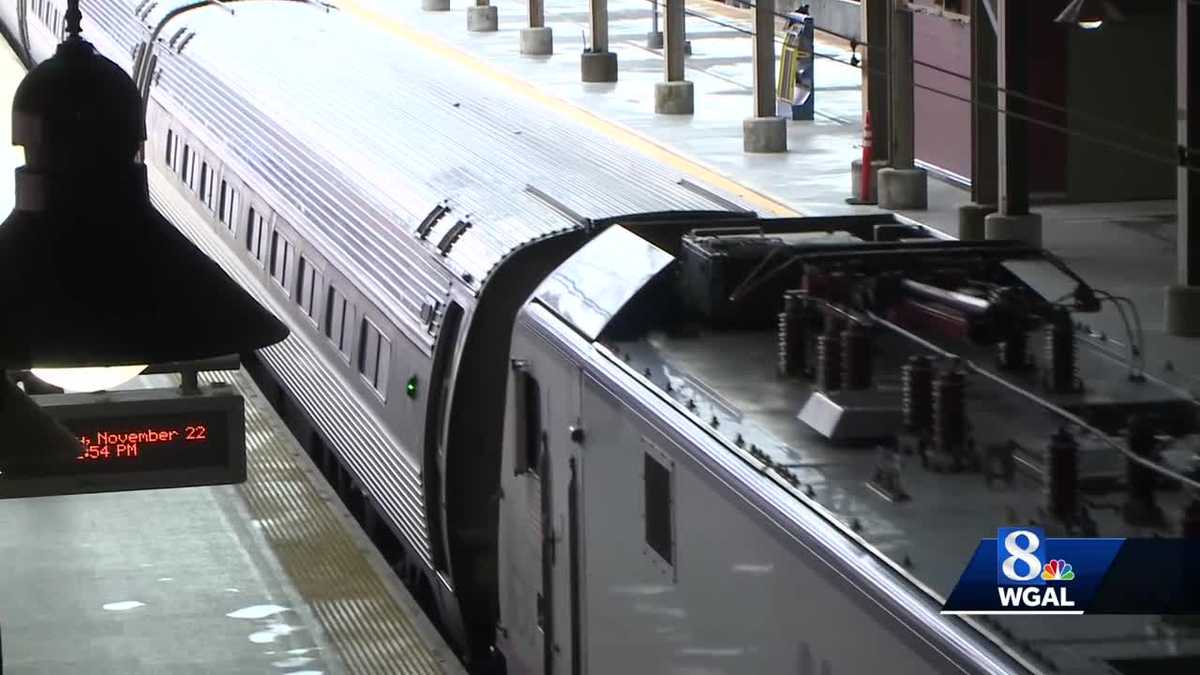 Traveling for Thanksgiving? Amtrak urges riders to reserve tickets early