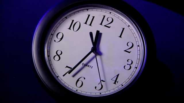 Here's where Mass. residents stand on Daylight Saving Time - Vimarsana News