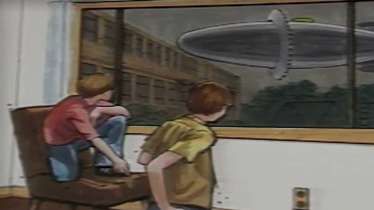 3 retro stories about UFOs and mysterious encounters