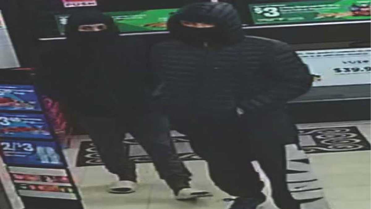 Rockland police seek suspects in armed robbery at 7-Eleven